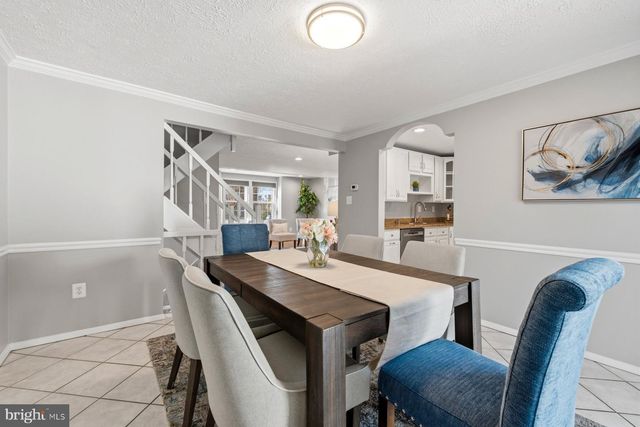 5 PONTIAC WAY, Gaithersburg, MD 20878