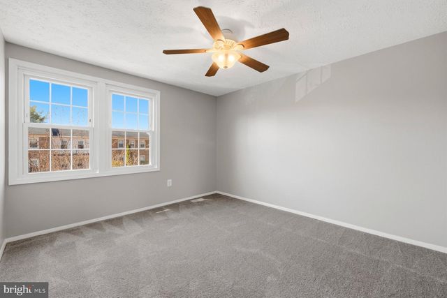 5 PONTIAC WAY, Gaithersburg, MD 20878