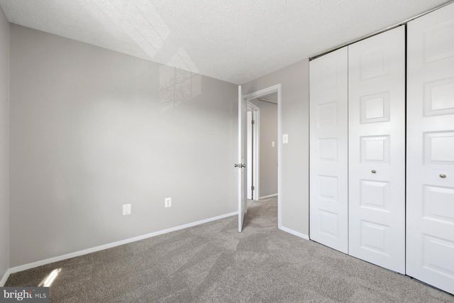 5 PONTIAC WAY, Gaithersburg, MD 20878