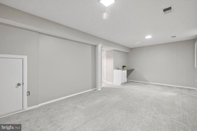 5 PONTIAC WAY, Gaithersburg, MD 20878