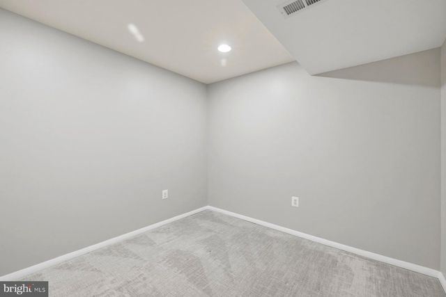 5 PONTIAC WAY, Gaithersburg, MD 20878