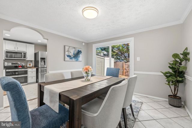 5 PONTIAC WAY, Gaithersburg, MD 20878