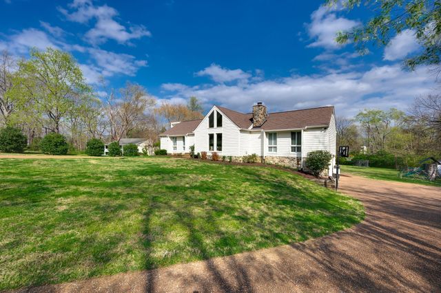2690 Dunkeld Ct, Franklin, TN 37069
