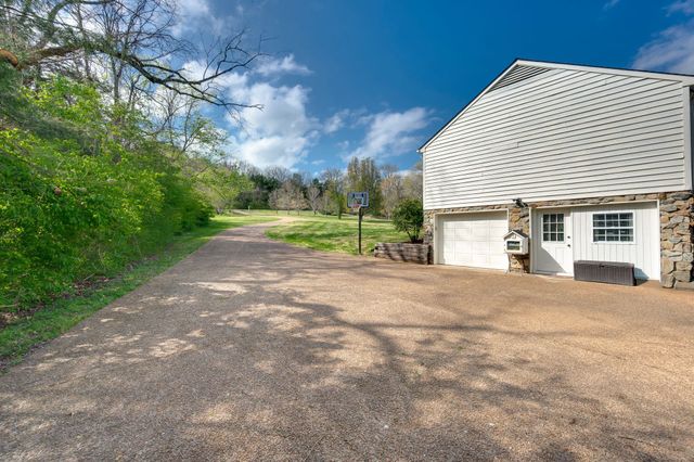 2690 Dunkeld Ct, Franklin, TN 37069