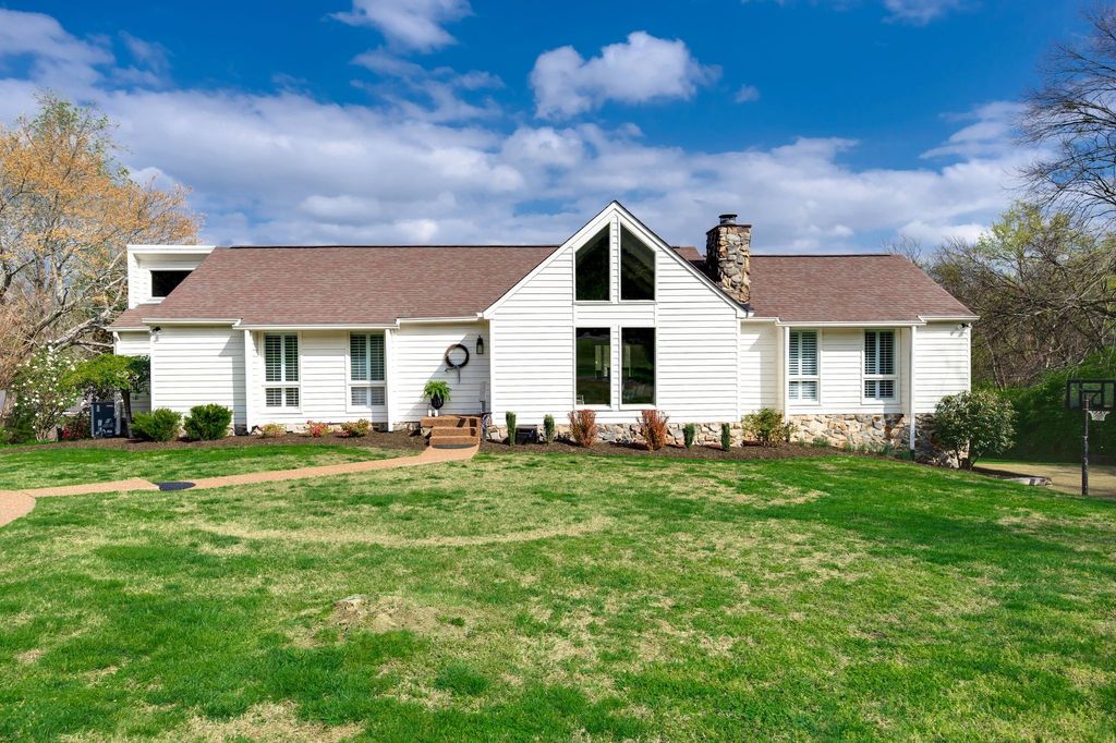 2690 Dunkeld Ct, Franklin, TN 37069