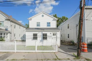 21 Stephen Street, Stamford, CT 06902