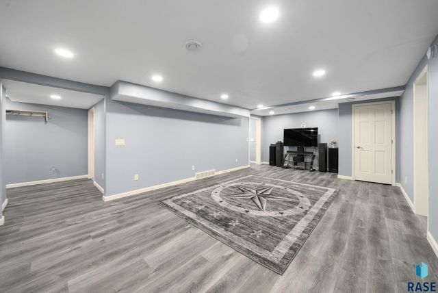 3601 N 7th Ave Avenue, Sioux Falls, SD 57104