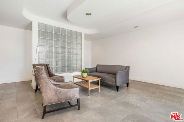 901 10th Street 204, Santa Monica, CA 90403