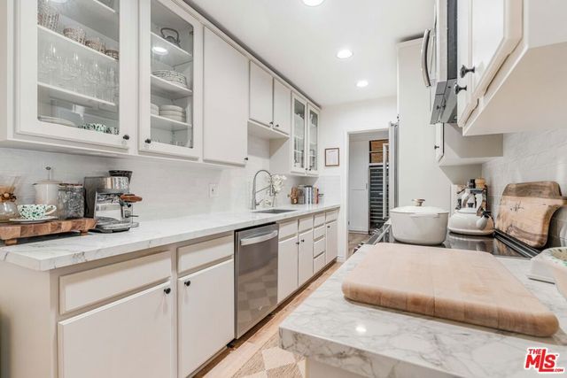 901 10th Street 204, Santa Monica, CA 90403