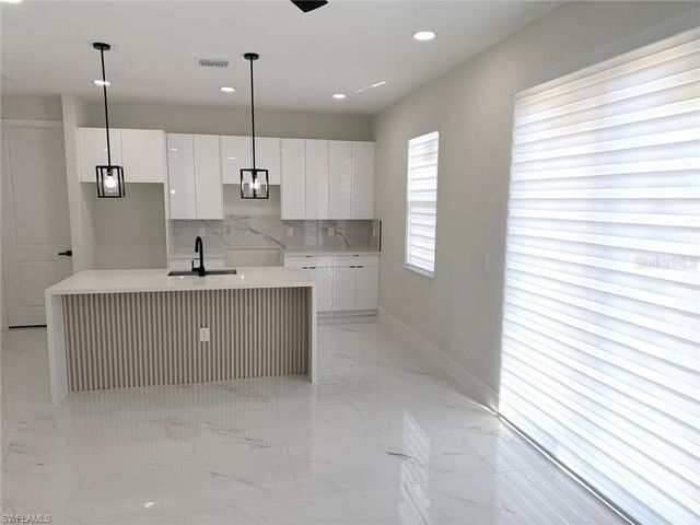 727 DRURY AVENUE, Lehigh Acres, FL 33974