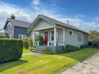 702 E 2nd Street, Port Angeles, WA 98362