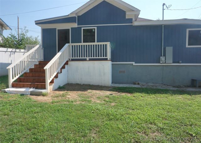 407 N 2nd Street, Henryetta, OK 74437