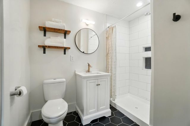 63 Parkview Avenue, Newport, KY 41071