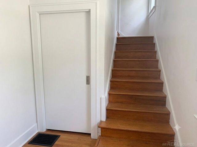 857 Aberdeen Ne Street, Grand Rapids, MI 49505