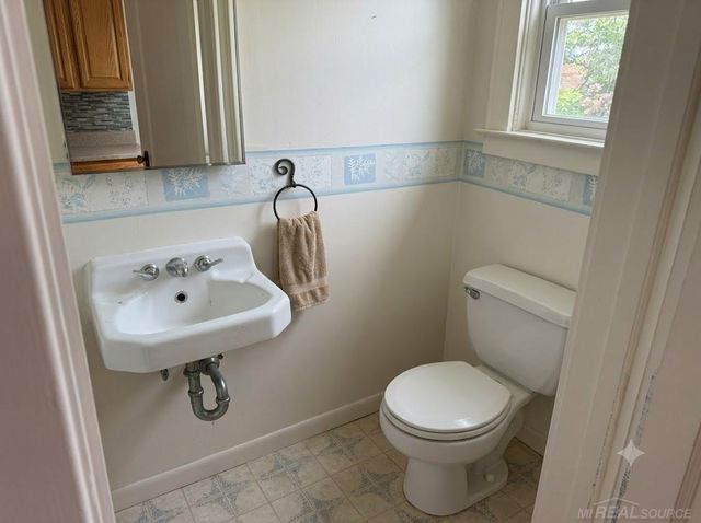 857 Aberdeen Ne Street, Grand Rapids, MI 49505
