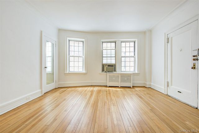 6 Burns Street 211, Forest Hills, NY 11375