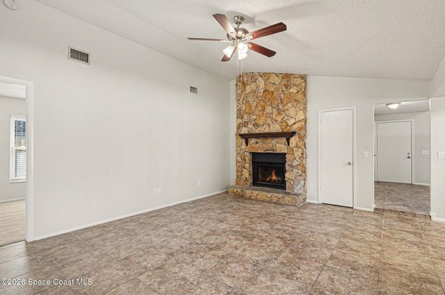 1367 Unter Avenue NW, Palm Bay, FL 32907