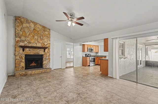 1367 Unter Avenue NW, Palm Bay, FL 32907