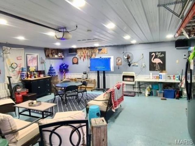 822 E Union Avenue, Litchfield, IL 62056