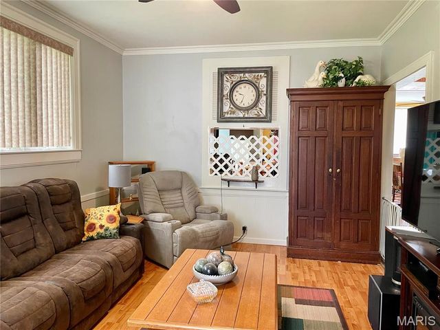 822 E Union Avenue, Litchfield, IL 62056