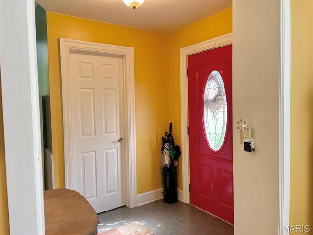 822 E Union Avenue, Litchfield, IL 62056