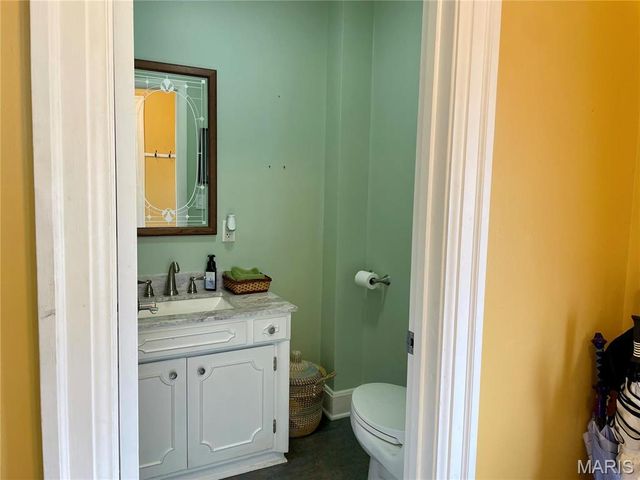 822 E Union Avenue, Litchfield, IL 62056