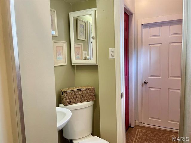 822 E Union Avenue, Litchfield, IL 62056