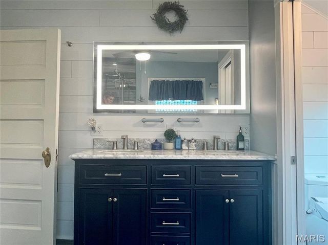 822 E Union Avenue, Litchfield, IL 62056