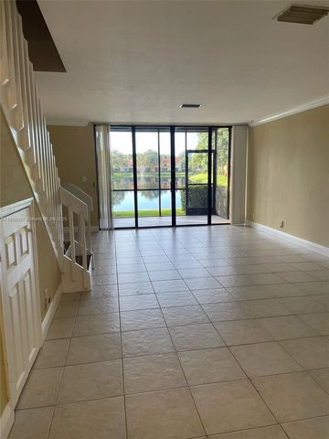 3702 Coral Tree Cir 3702, Coconut Creek, FL 33073