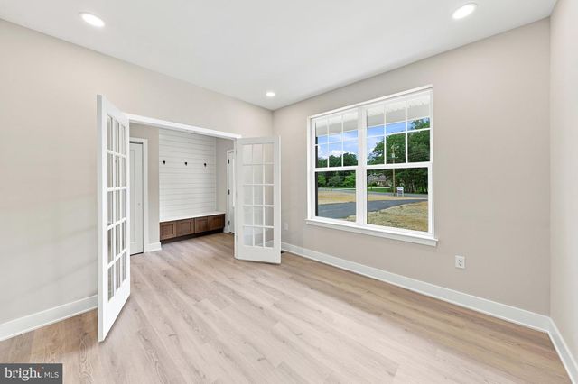 106 BLUE ANCHOR RD, Sicklerville, NJ 08081