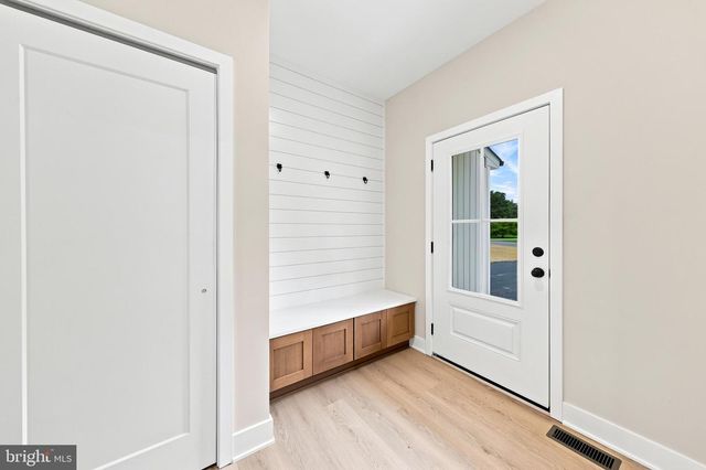 106 BLUE ANCHOR RD, Sicklerville, NJ 08081
