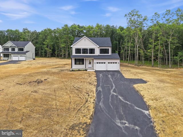 106 BLUE ANCHOR RD, Sicklerville, NJ 08081