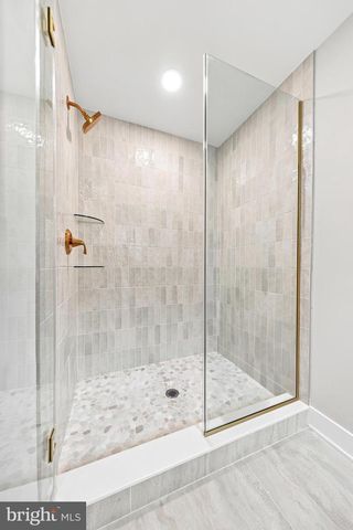 106 BLUE ANCHOR RD, Sicklerville, NJ 08081