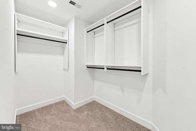 106 BLUE ANCHOR RD, Sicklerville, NJ 08081