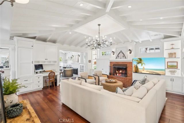 2035 Miramar Drive, Newport Beach, CA 92661