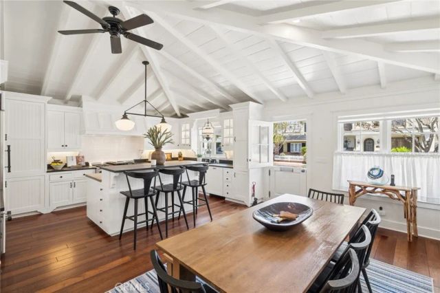2035 Miramar Drive, Newport Beach, CA 92661