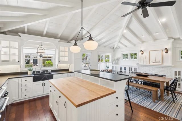 2035 Miramar Drive, Newport Beach, CA 92661
