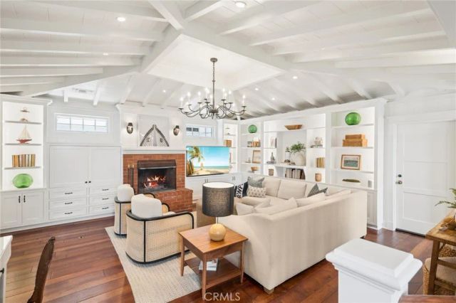 2035 Miramar Drive, Newport Beach, CA 92661