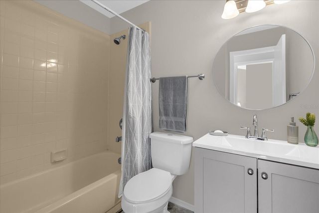 6474 HAUGHTON LANE, Orlando, FL 32835