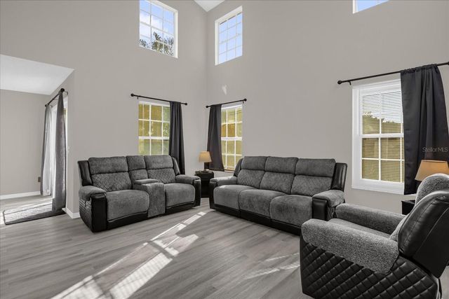 6474 HAUGHTON LANE, Orlando, FL 32835