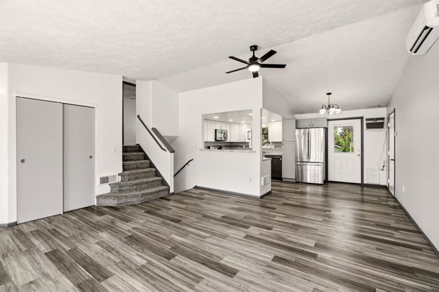 13923 E 9th Ct, Spokane Valley, WA 99037