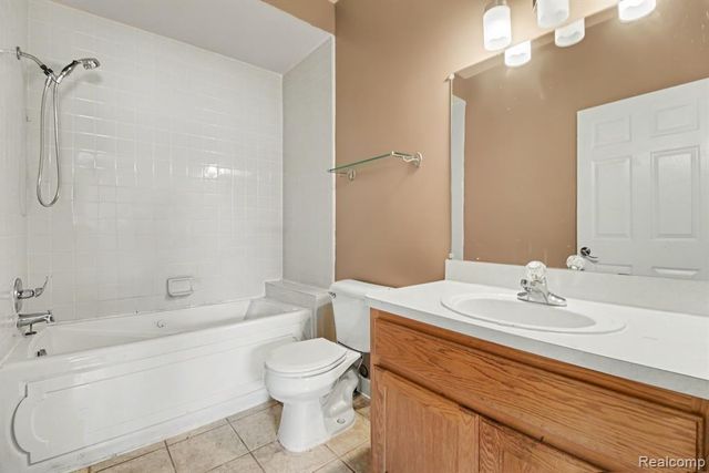 1028 Maya Court Unit, Troy, MI 48085