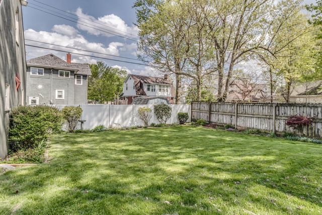144 Orchard Avenue, Battle Creek, MI 49017