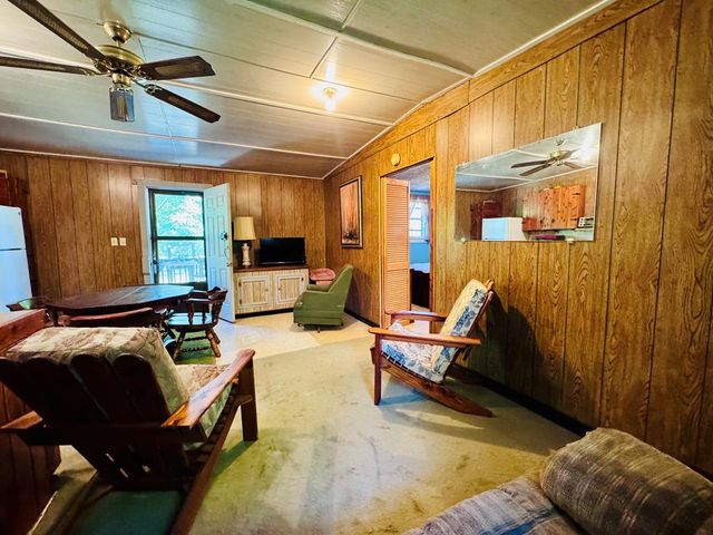 3062 Horseshoe Road, Iva, SC 29655