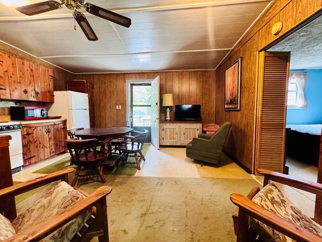 3062 Horseshoe Road, Iva, SC 29655