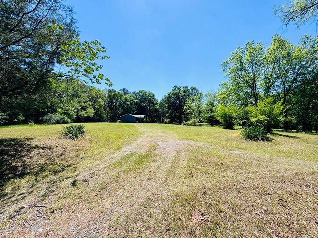 3062 Horseshoe Road, Iva, SC 29655