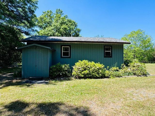 3062 Horseshoe Road, Iva, SC 29655
