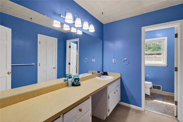 5374 Pounds Drive N, Stone Mountain, GA 30087