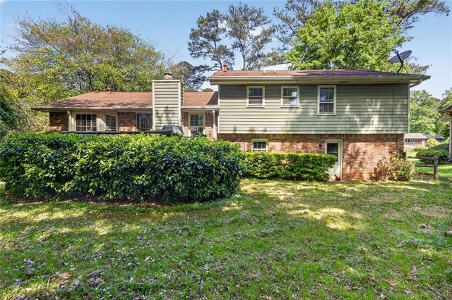 5374 Pounds Drive N, Stone Mountain, GA 30087