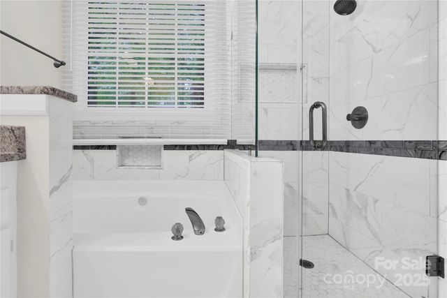 6520 White Pine Lane, Charlotte, NC 28262